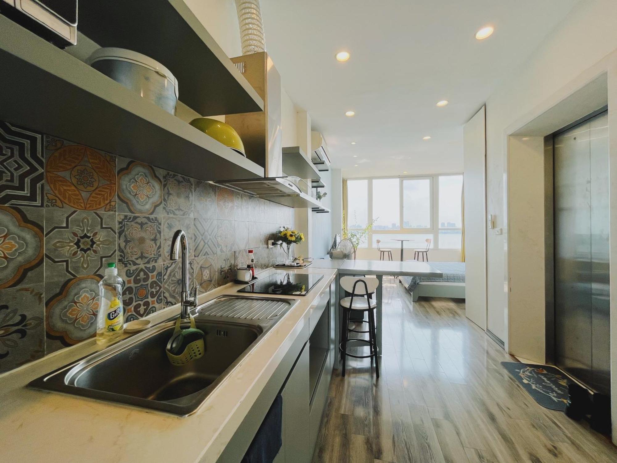 2 - View Apartment *