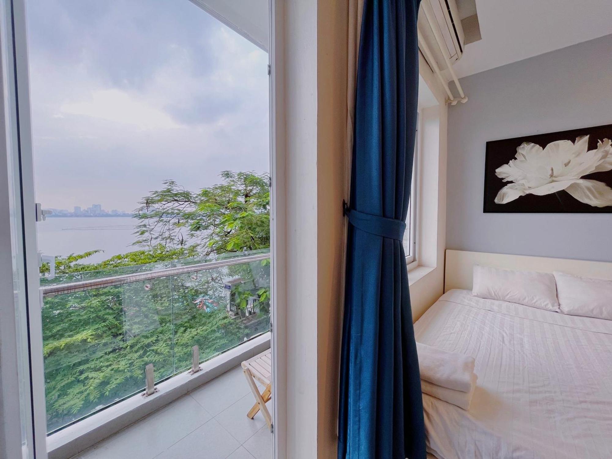 Apartment 2 - View
